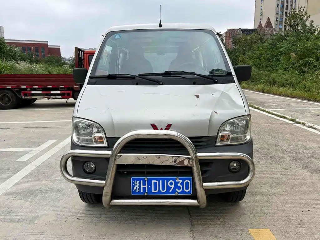 Wuling Sunshine 2013 1.0L