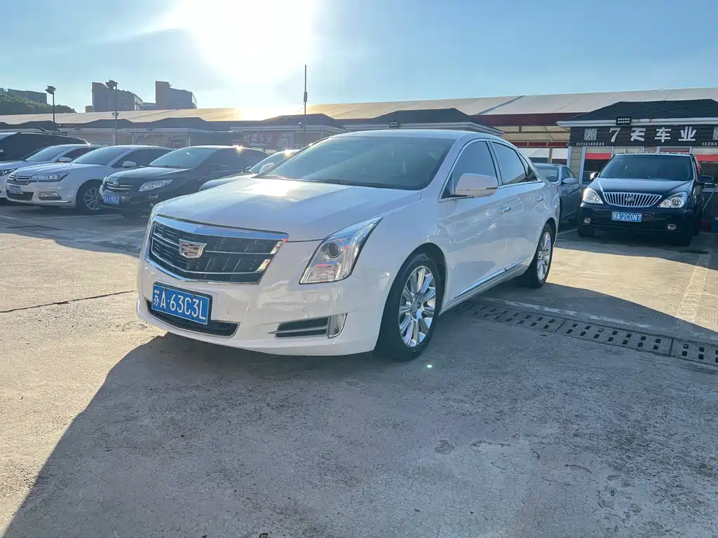 Cadillac XTS — миниатюра 3