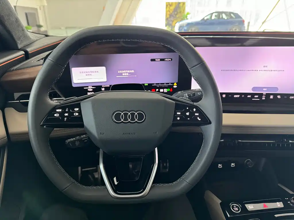 AUDI Q6L E TRON
