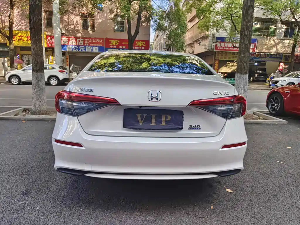 Honda Civic 2023 240TURBO CVT