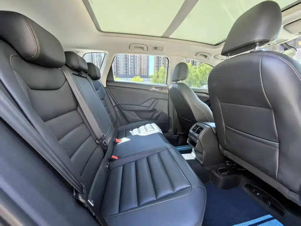 Volkswagen Tharu — миниатюра 10