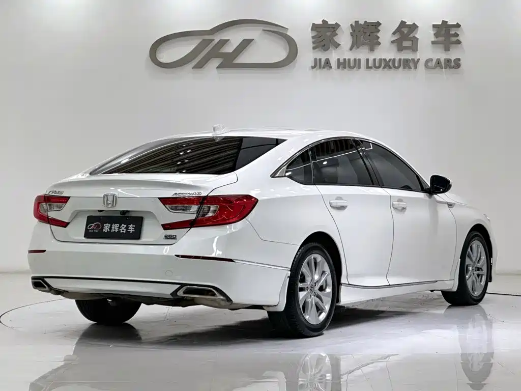 Honda Accord — миниатюра 7