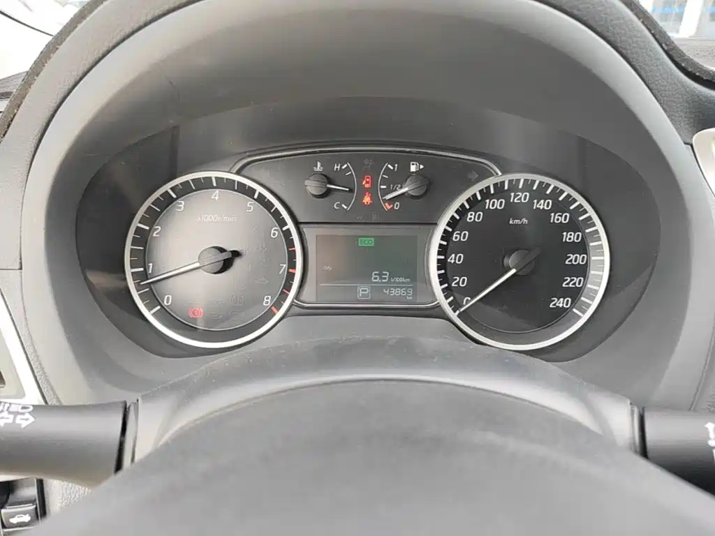 Nissan Sylphy — миниатюра 12