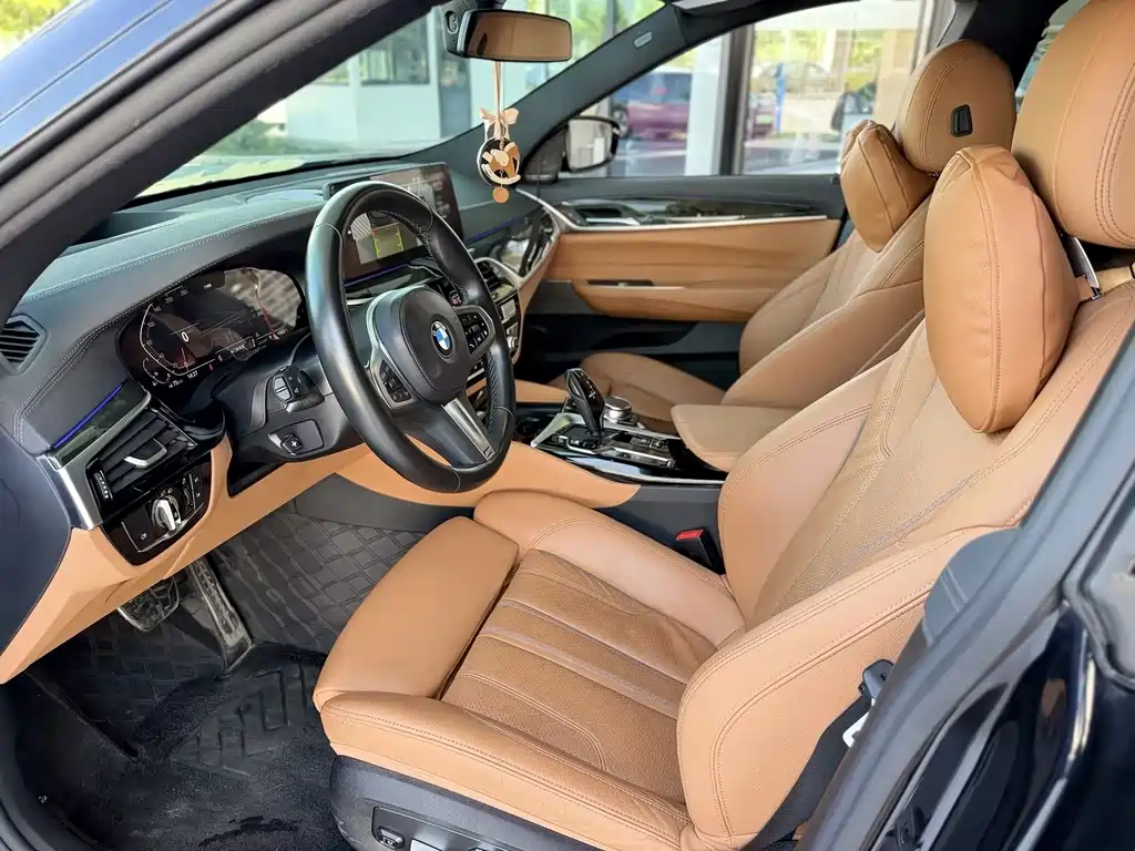 BMW 6 Series GT — миниатюра 8