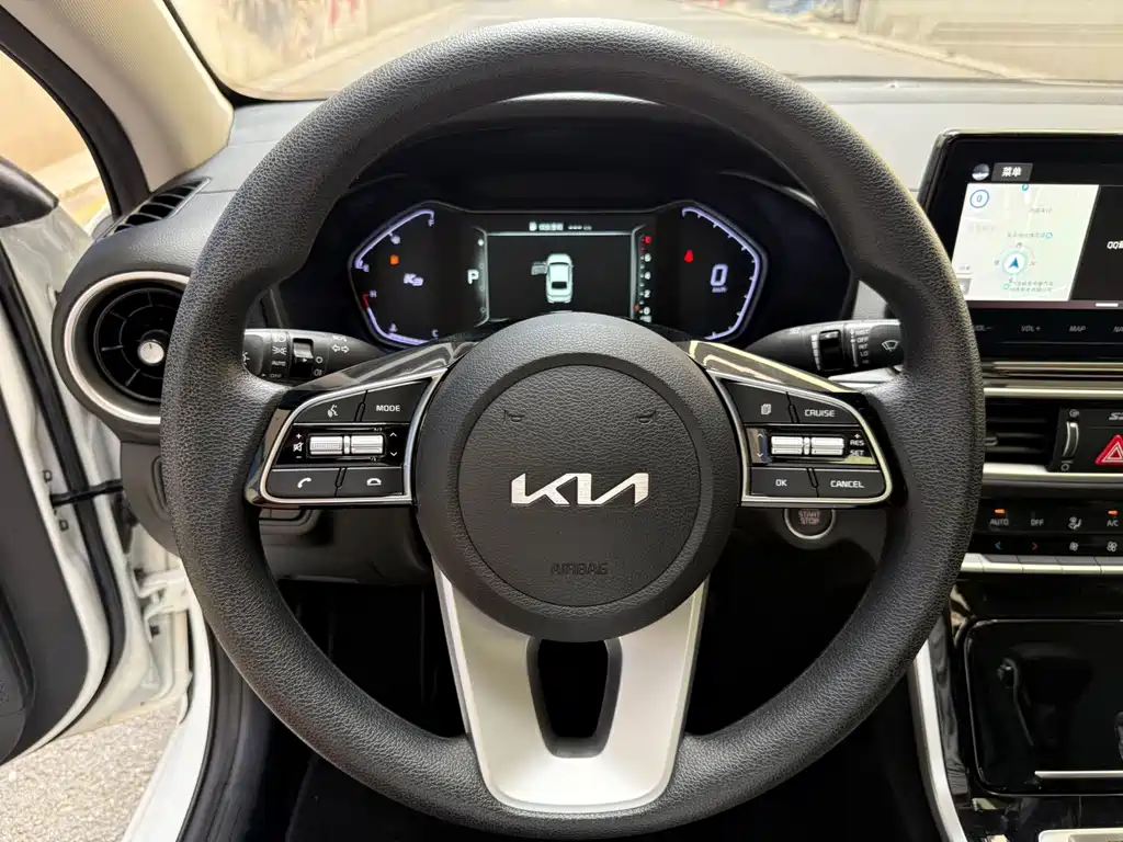 Kia K3 — миниатюра 11
