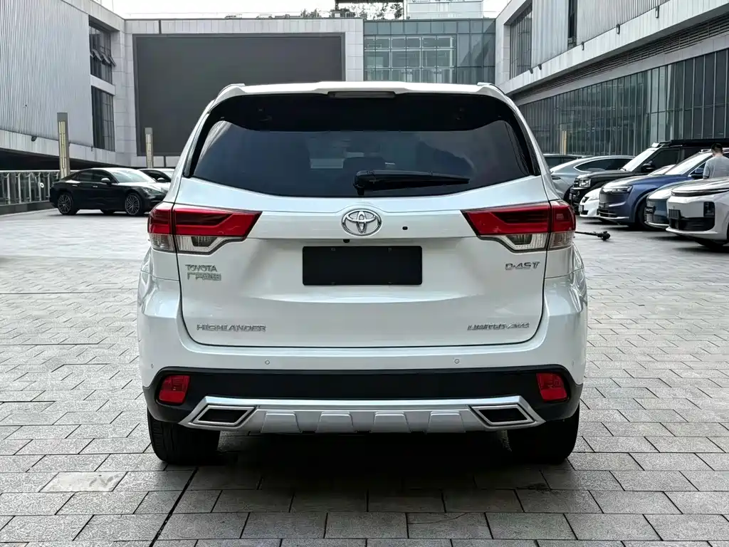 Toyota Highlander — миниатюра 9
