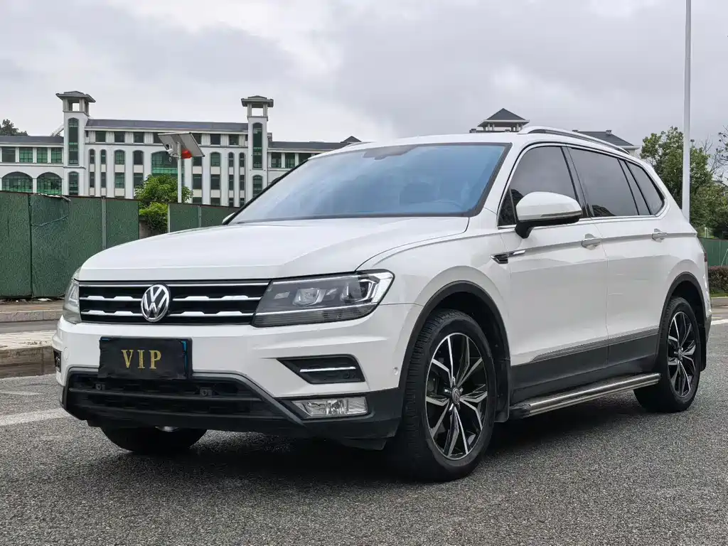Volkswagen Tiguan L — миниатюра 3