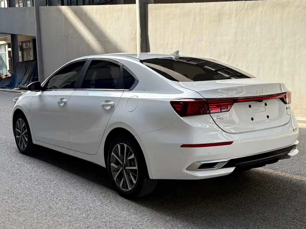 Kia K3 — миниатюра 6