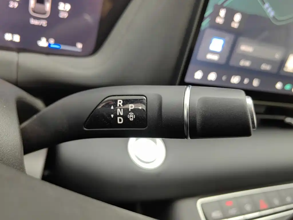 Haval 哈弗H6L — миниатюра 13