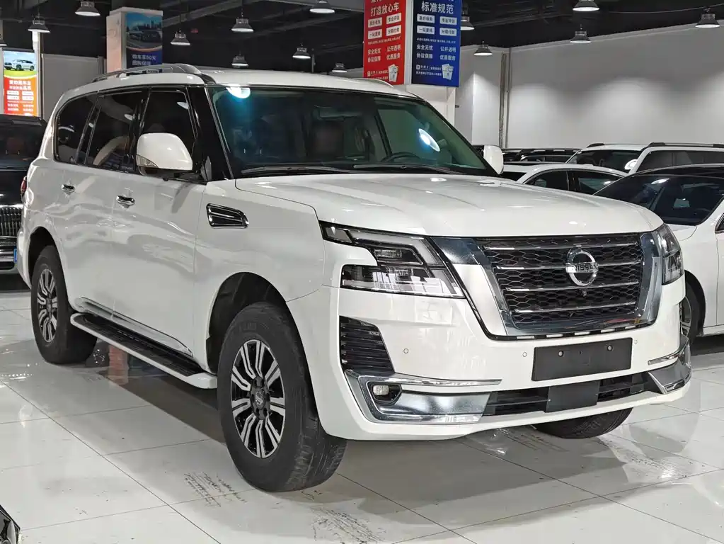 Nissan Patrol 2019 4.0L AT