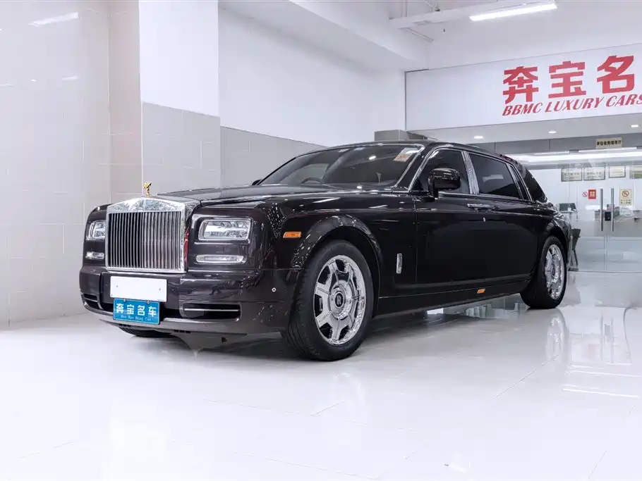 ROLLS-ROYCE PHANTOM