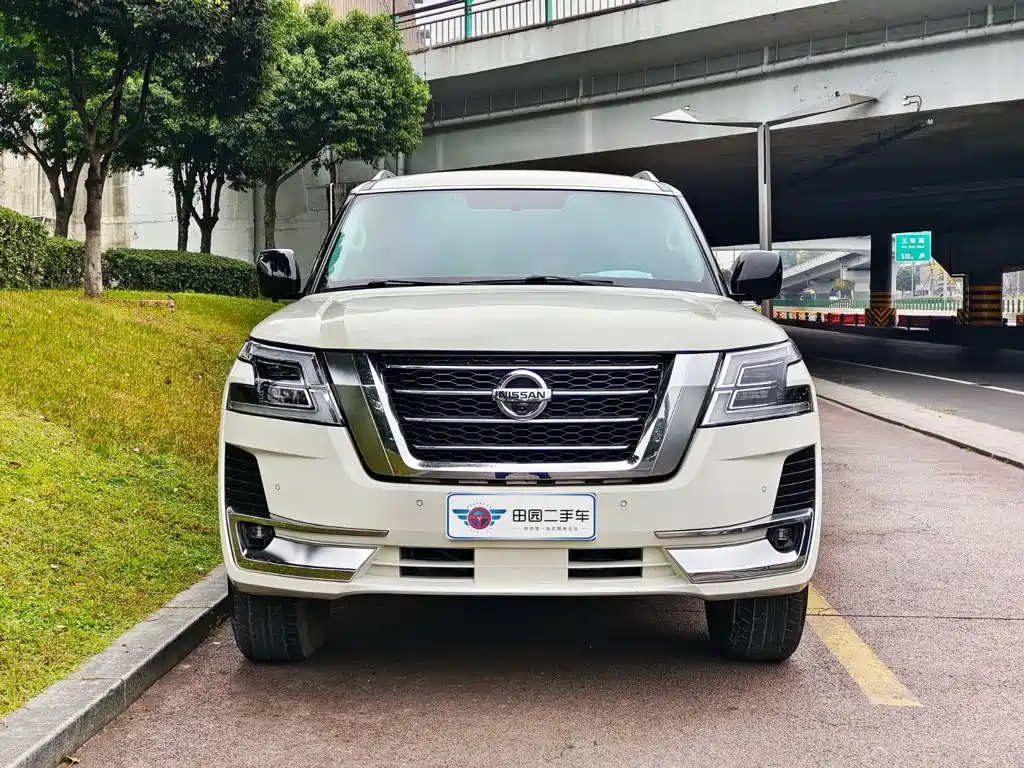 Nissan Patrol — миниатюра 2