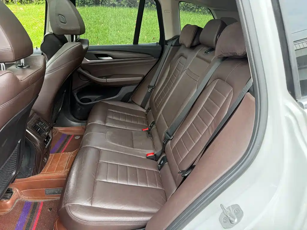 BMW X3 — миниатюра 12