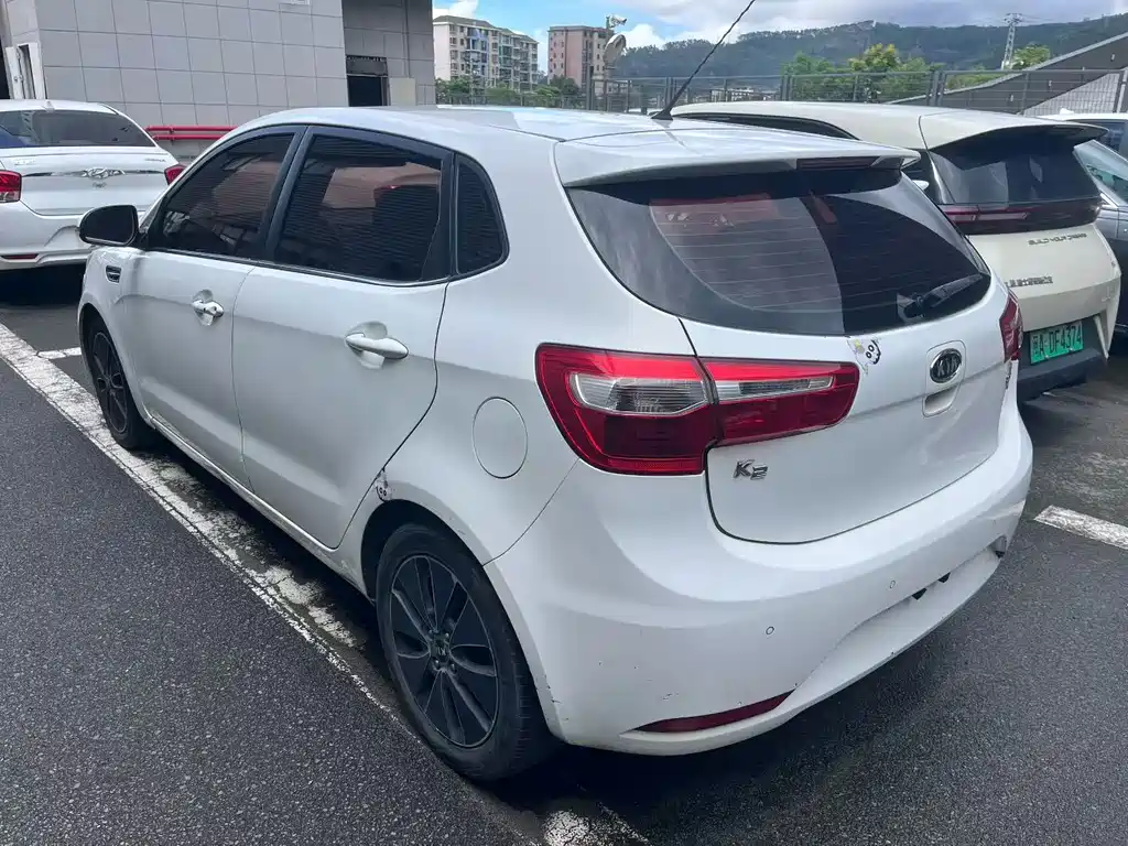 Kia K2 — миниатюра 8