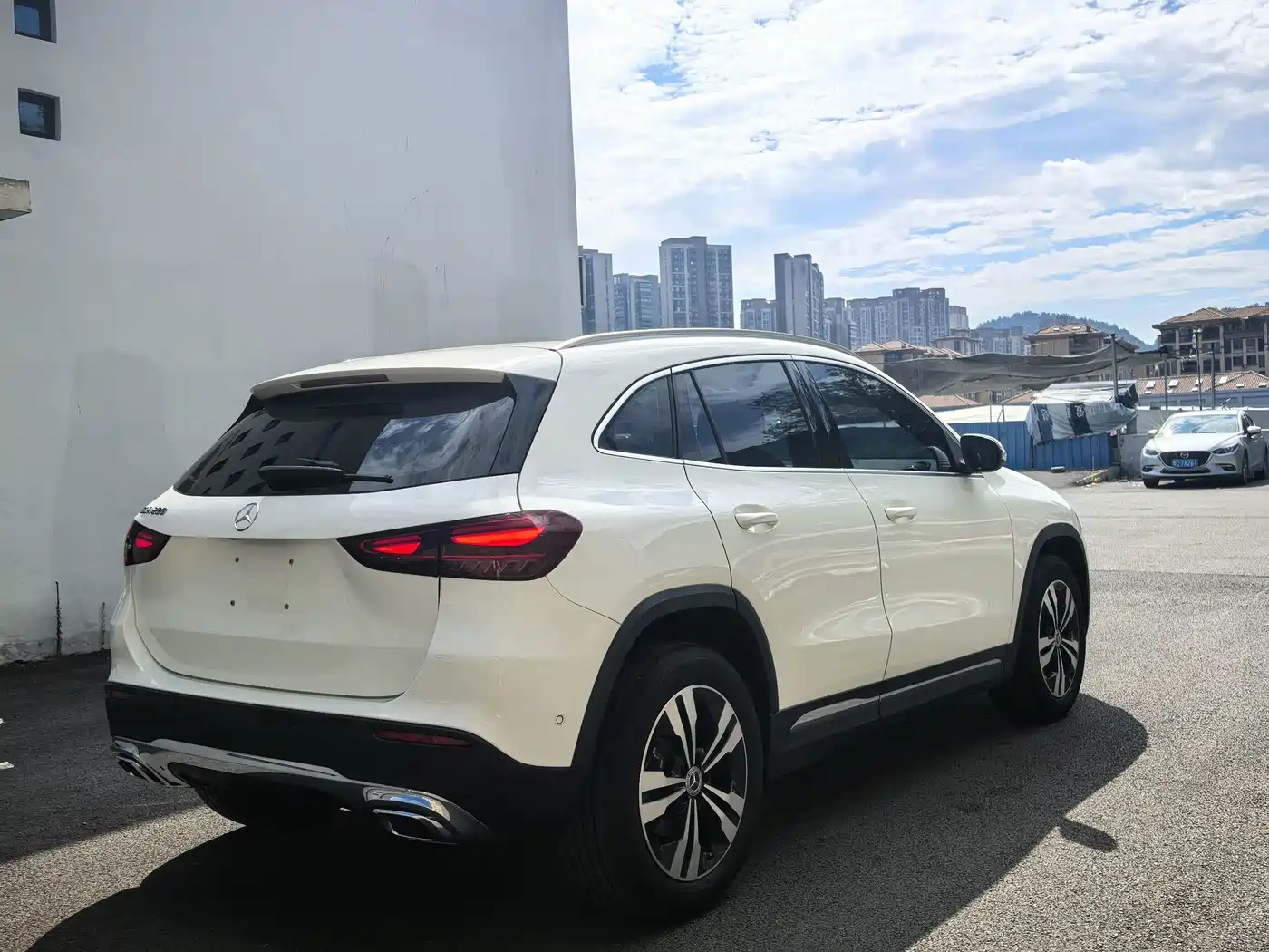 Mercedes-Benz GLA