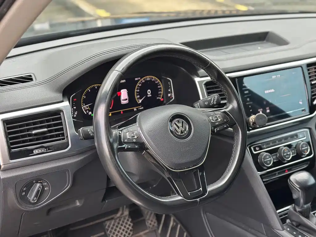Volkswagen Teramont — миниатюра 6