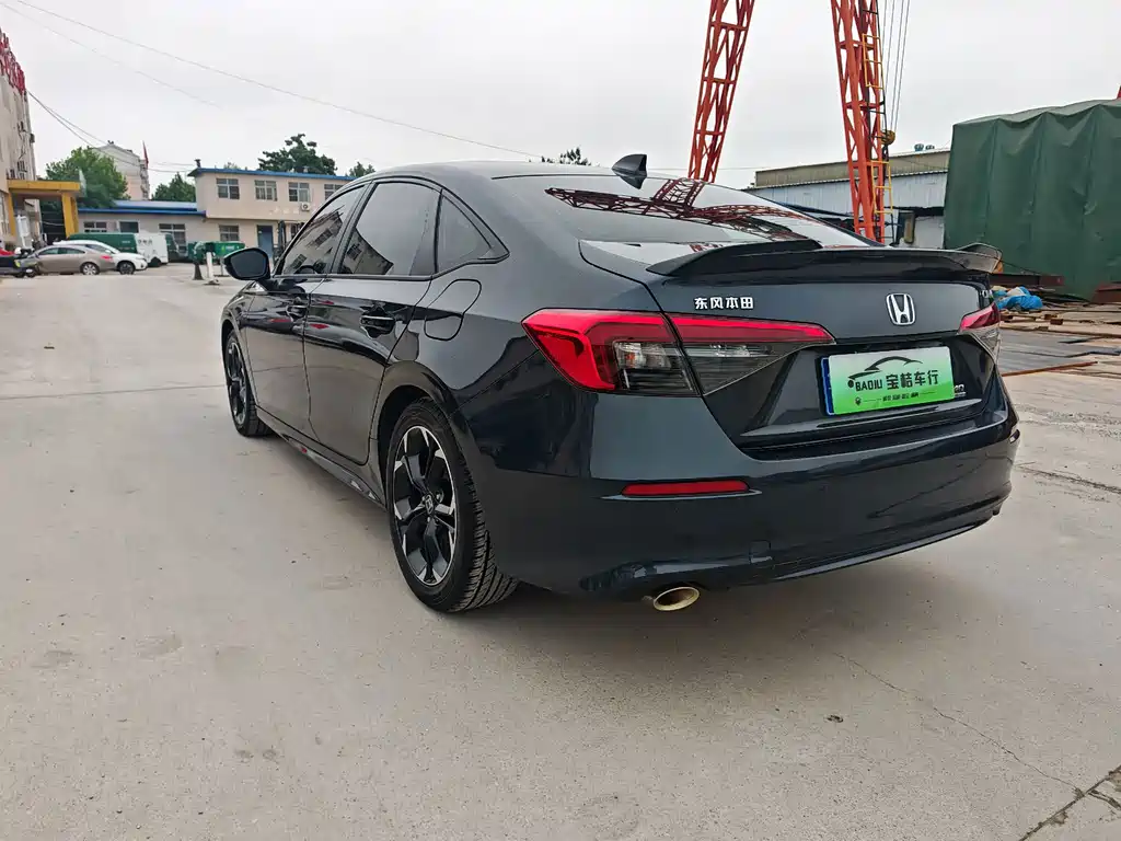 Honda Civic — миниатюра 7