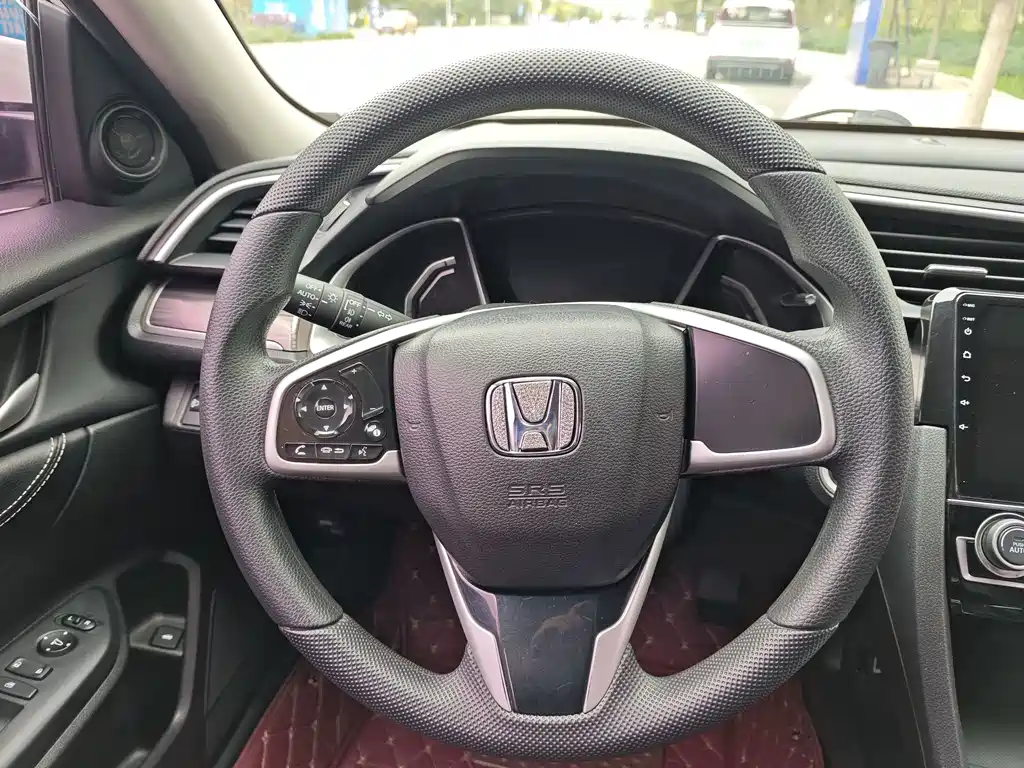 Honda Civic — миниатюра 12