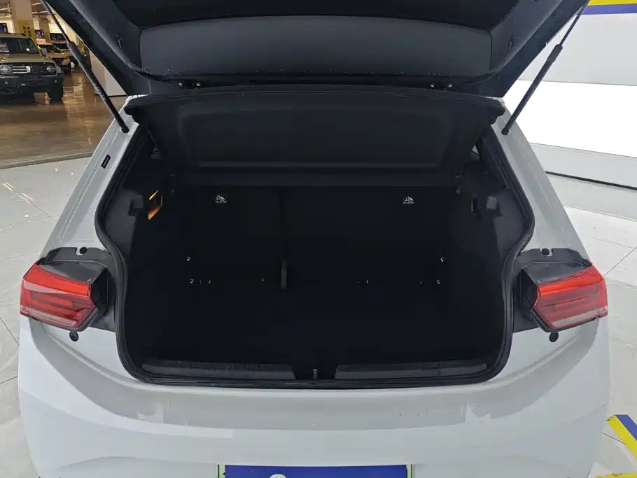 Volkswagen ID.3 — миниатюра 4