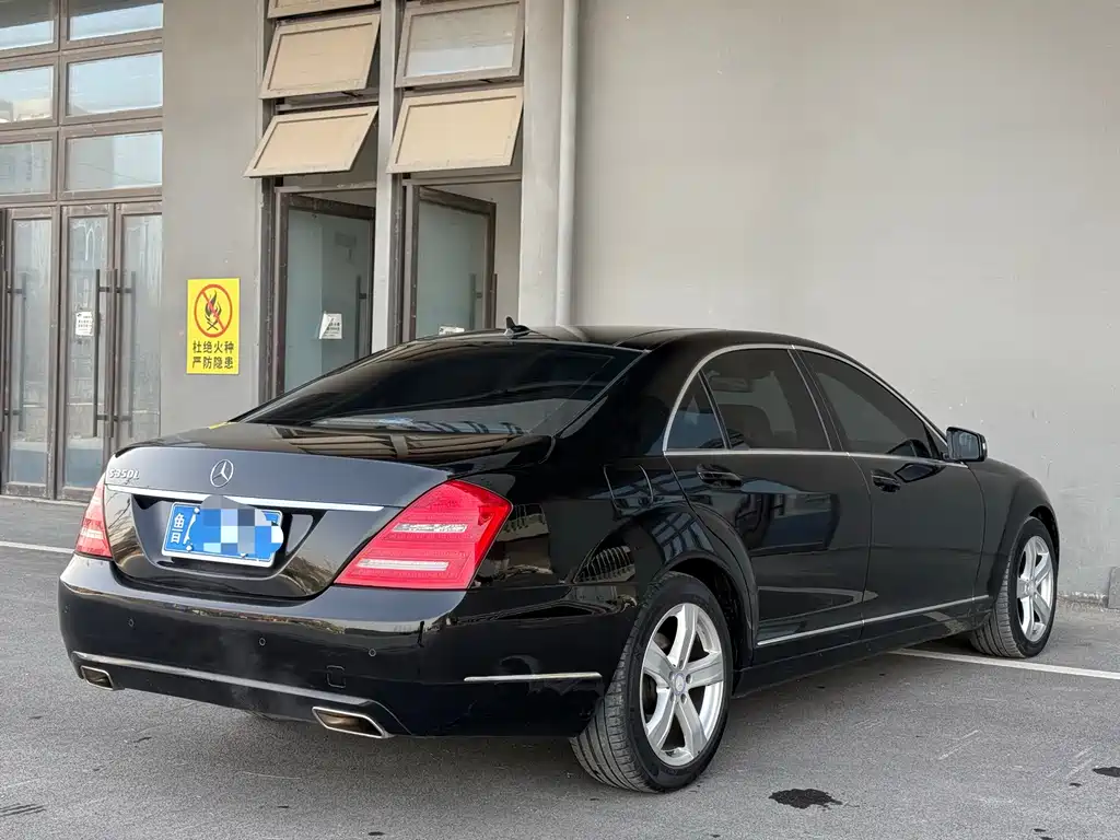 Mercedes-Benz S-Class — миниатюра 9