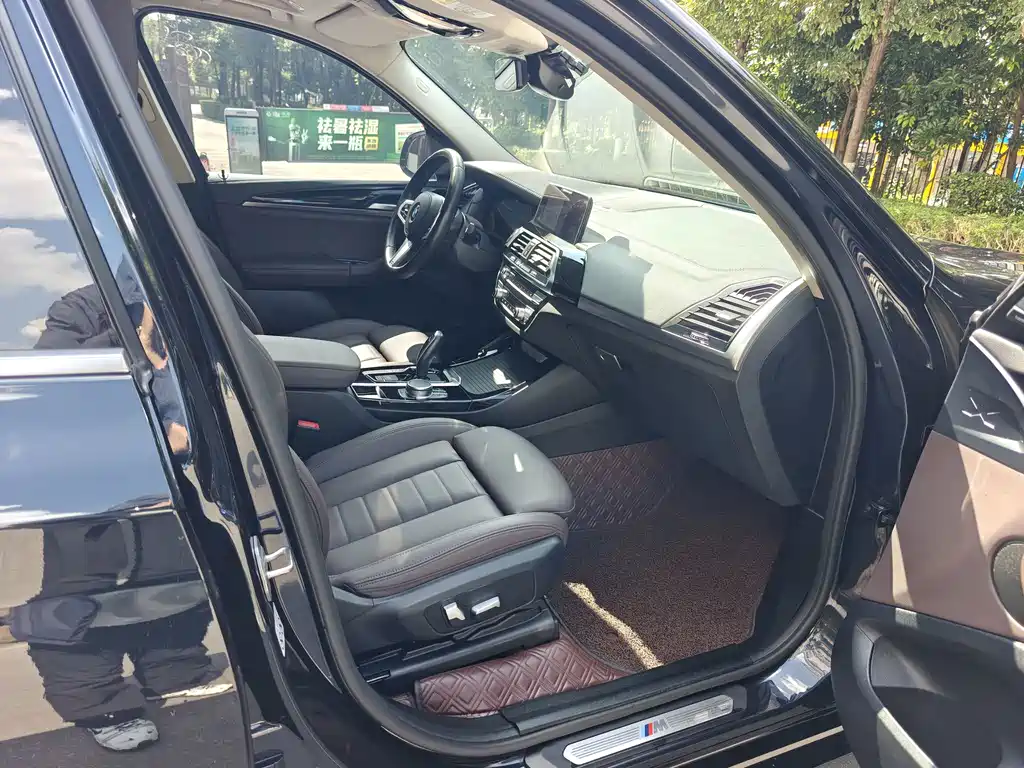 BMW X3 — миниатюра 16