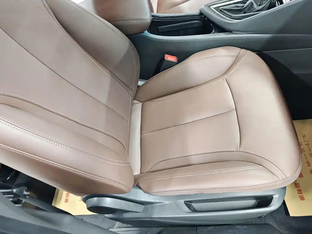 Buick GL6 18T 6 seats Connected Luxury Type China VI, фото 12