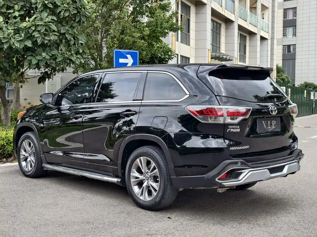 Toyota Highlander — миниатюра 20