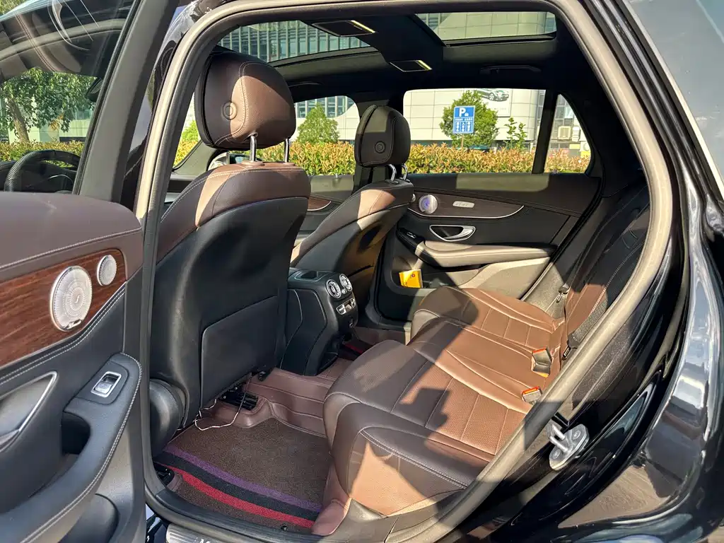 Mercedes-Benz GLC — миниатюра 7