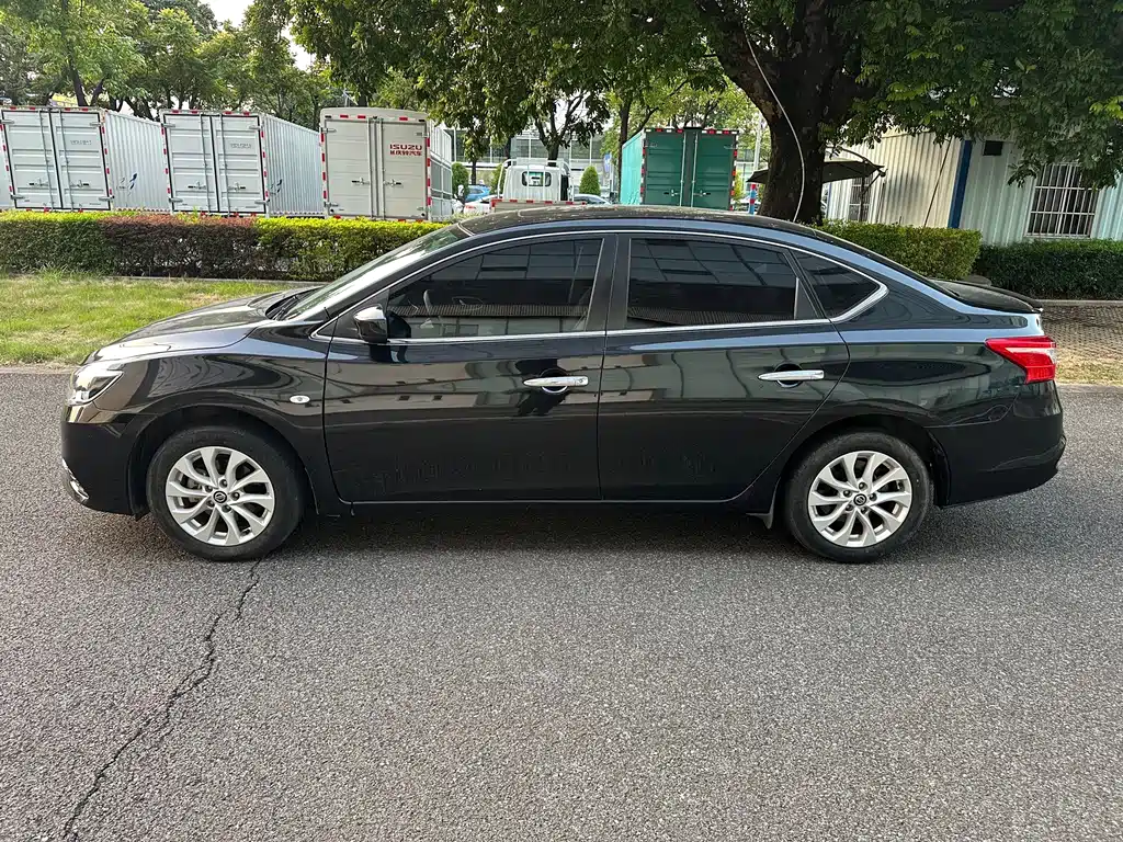Nissan Sylphy — миниатюра 4