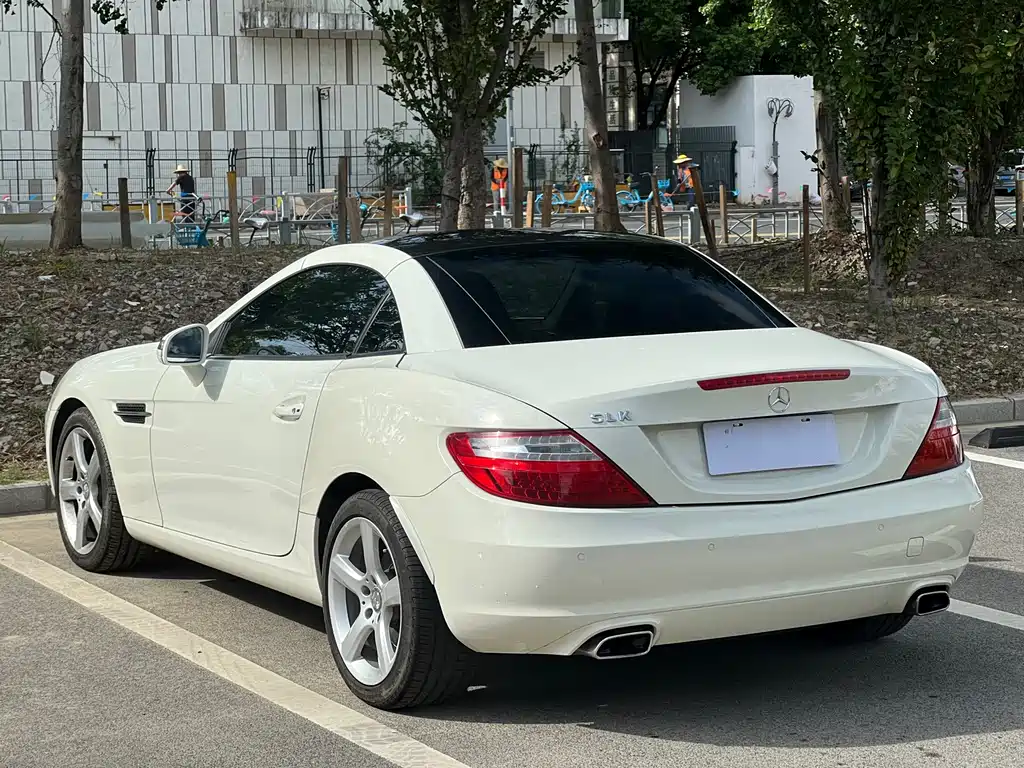 Mercedes-Benz SLK-Class — миниатюра 4