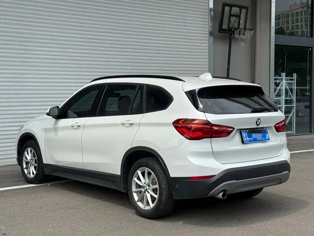 BMW X1 — миниатюра 7