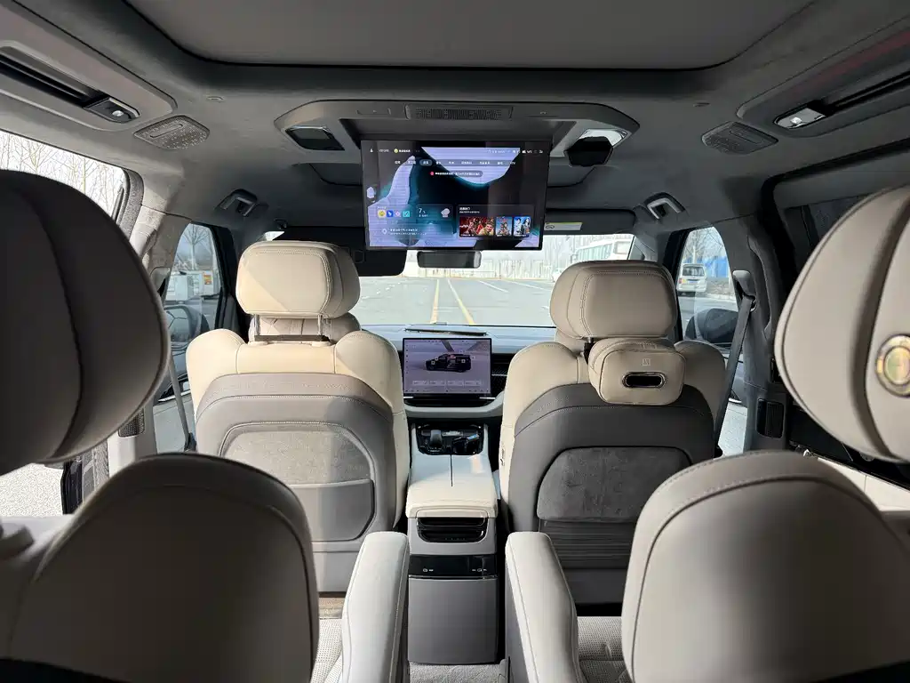 ZEEKR EXTREME KRYPTON 009