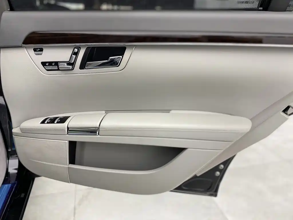 Mercedes-Benz S-Class — миниатюра 29