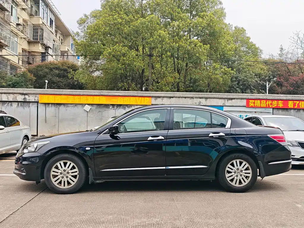 Honda Accord — миниатюра 3