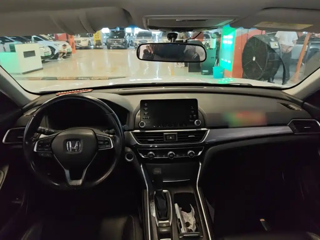 Honda Inspire — миниатюра 10