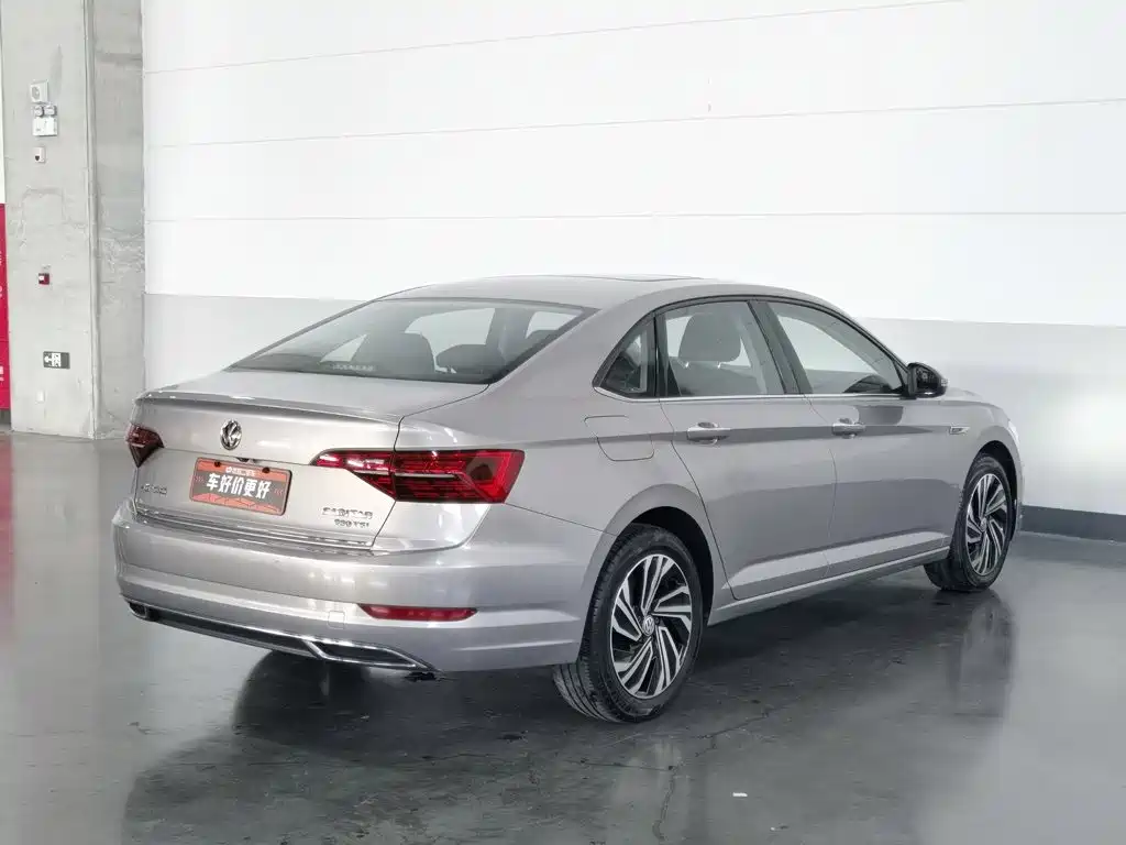 Volkswagen Sagitar — миниатюра 2