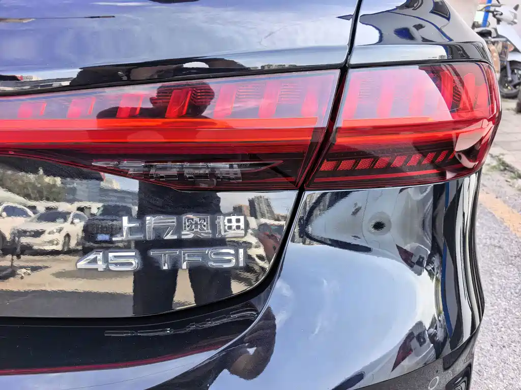 Audi A7L — миниатюра 15