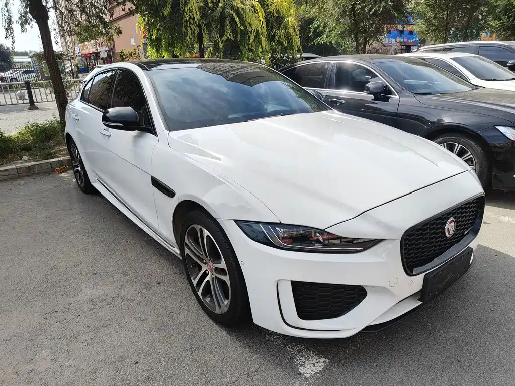 Jaguar XEL — миниатюра 3