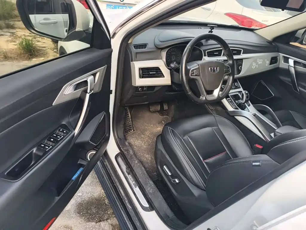 Geely Boyue — миниатюра 16