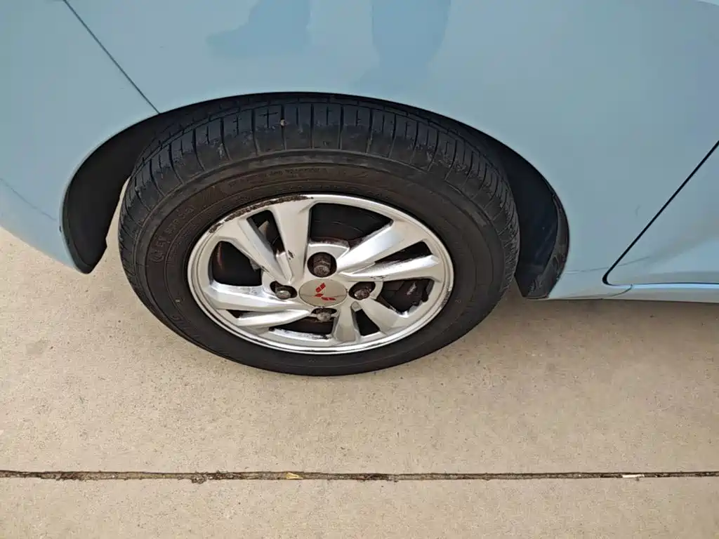 Wuling MINIEV — миниатюра 23