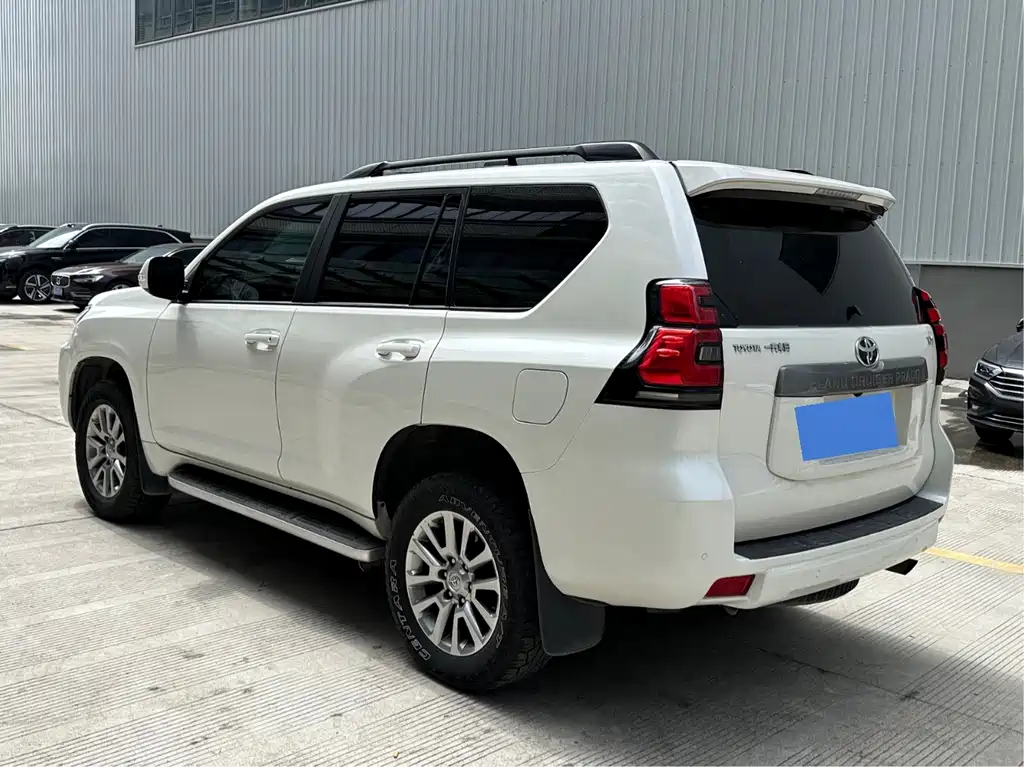 Toyota Prado — миниатюра 6