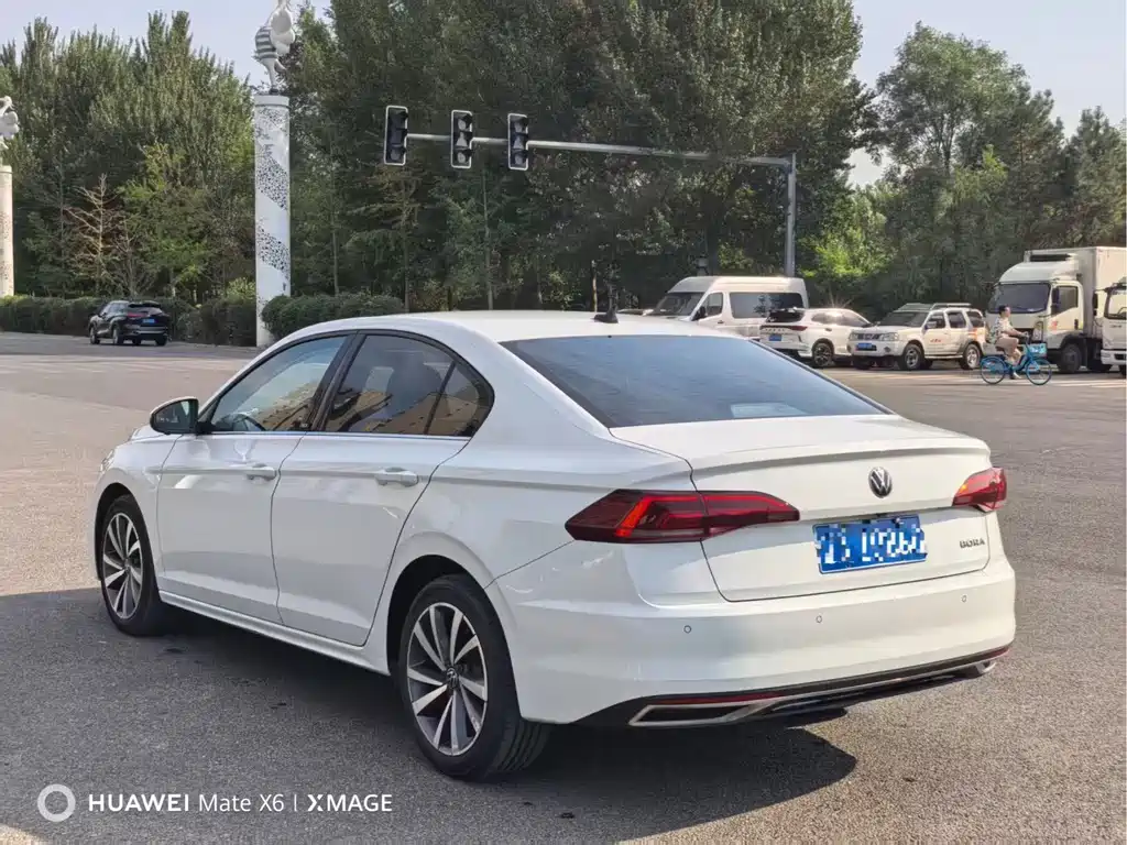Volkswagen Bora — миниатюра 9