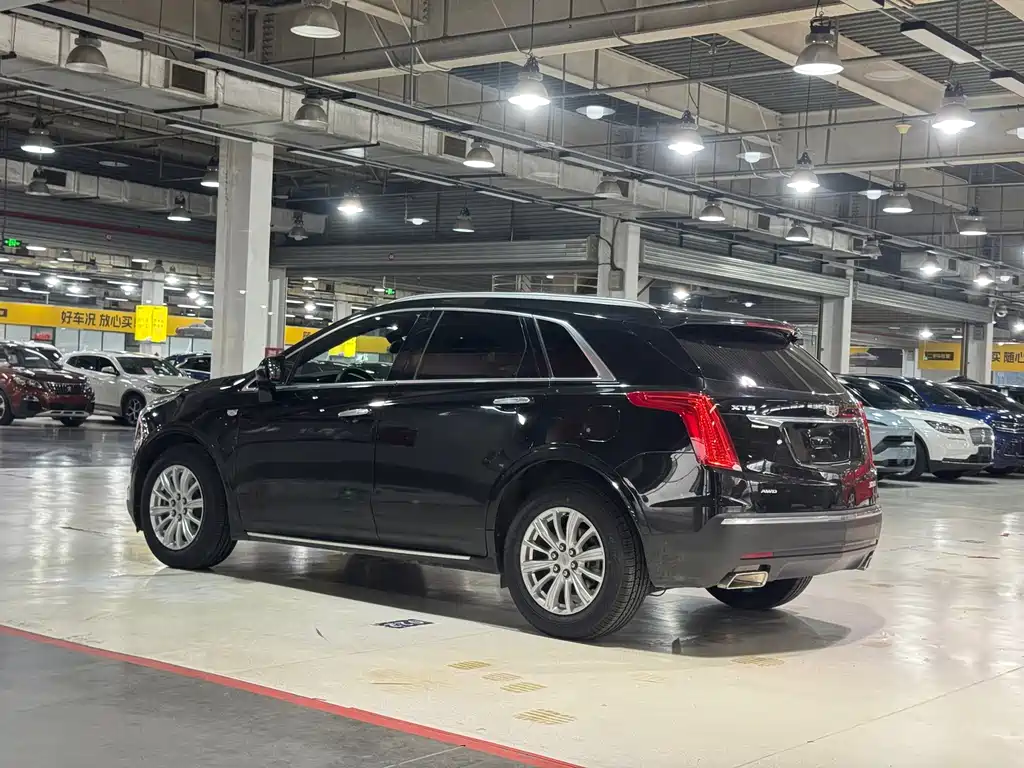 Cadillac XT5 — миниатюра 6