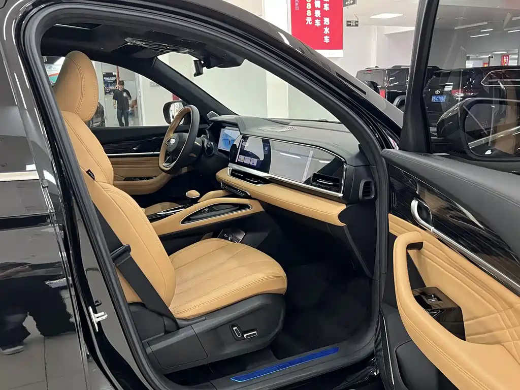 Geely Xingyue L — миниатюра 9