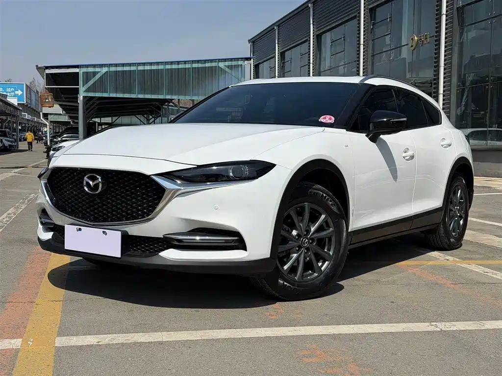Mazda CX-4 2023