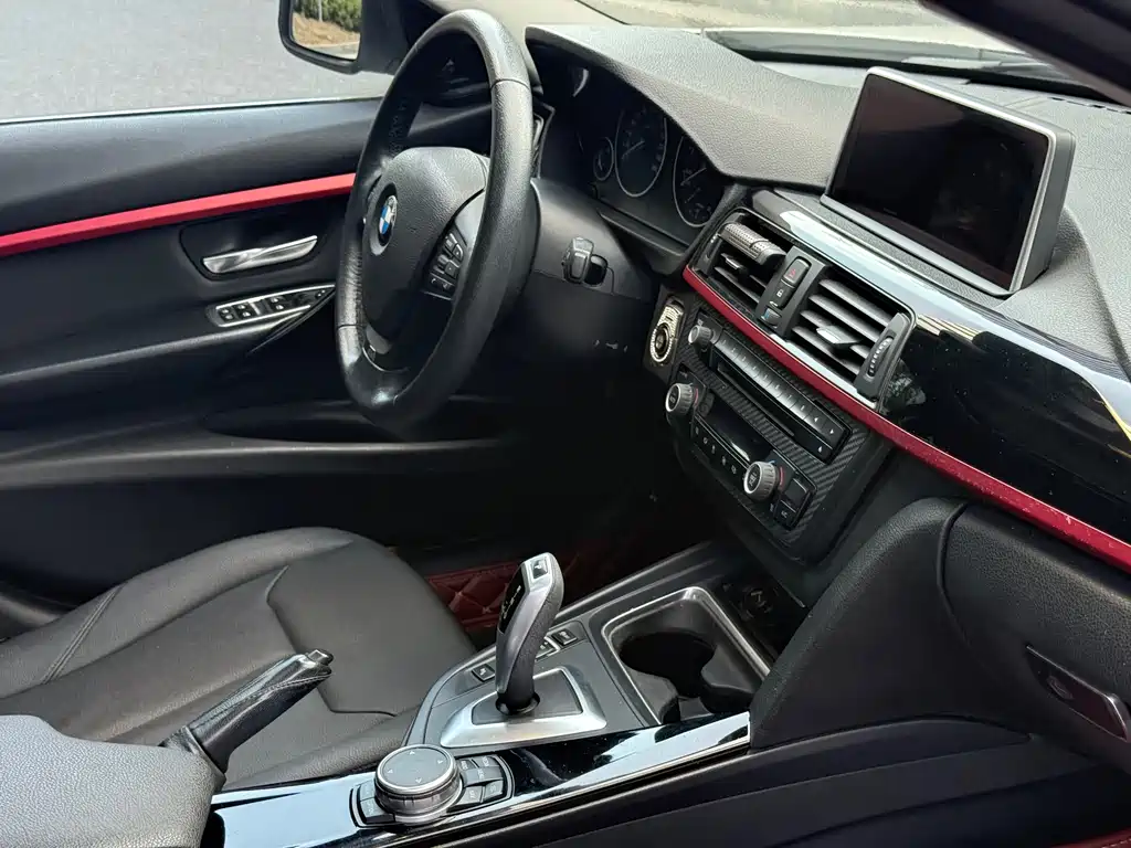BMW 3 Series — миниатюра 15