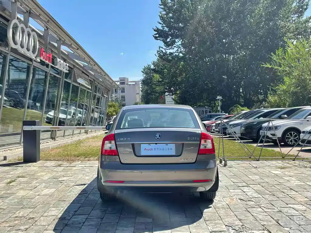 Skoda Octavia — миниатюра 9