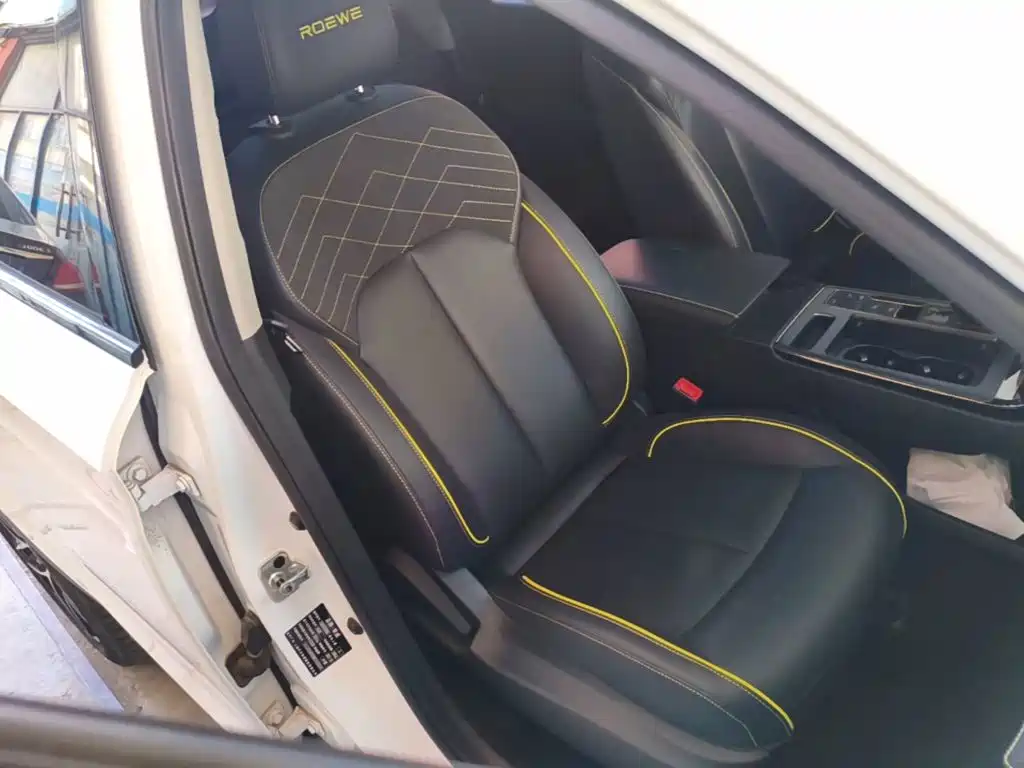 Roewe RX5 — миниатюра 25