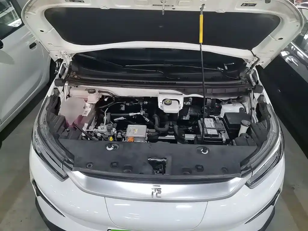 BYD Yuan Pro — миниатюра 20