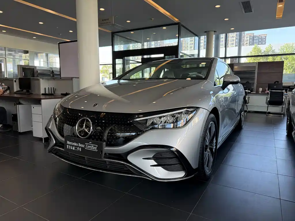 Mercedes-Benz EQE